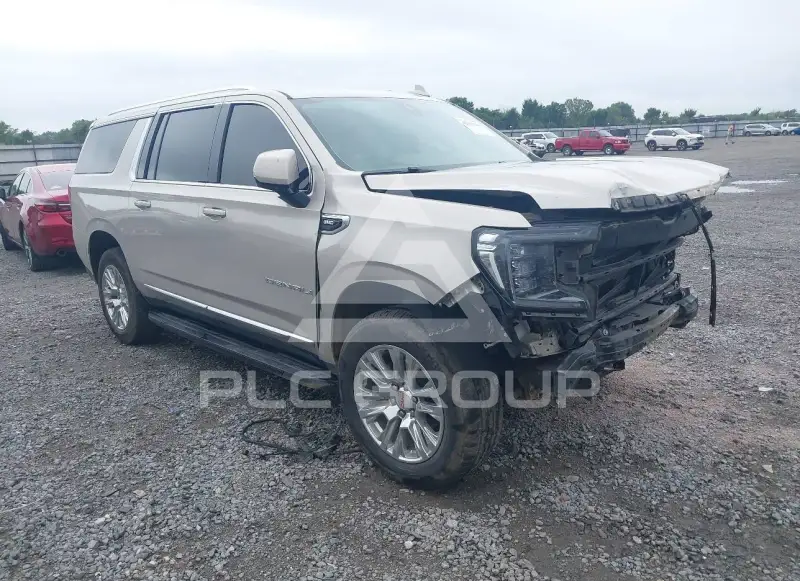 2022 GMC YUKON фото