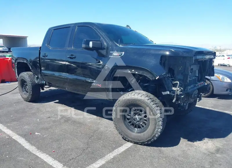 2022 GMC Sierra photo