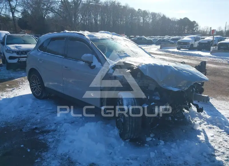 2022 Porsche Cayenne photo