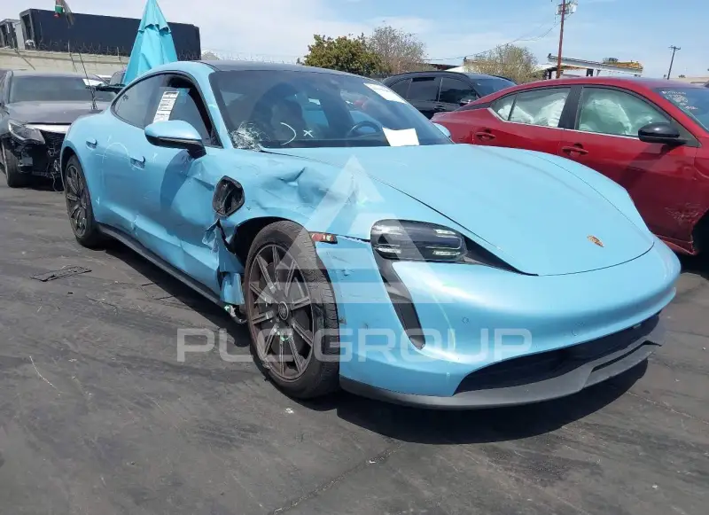 2022 Porsche Taycan photo