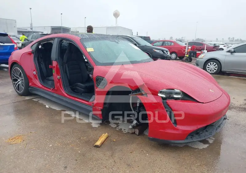 2022 Porsche Taycan фото