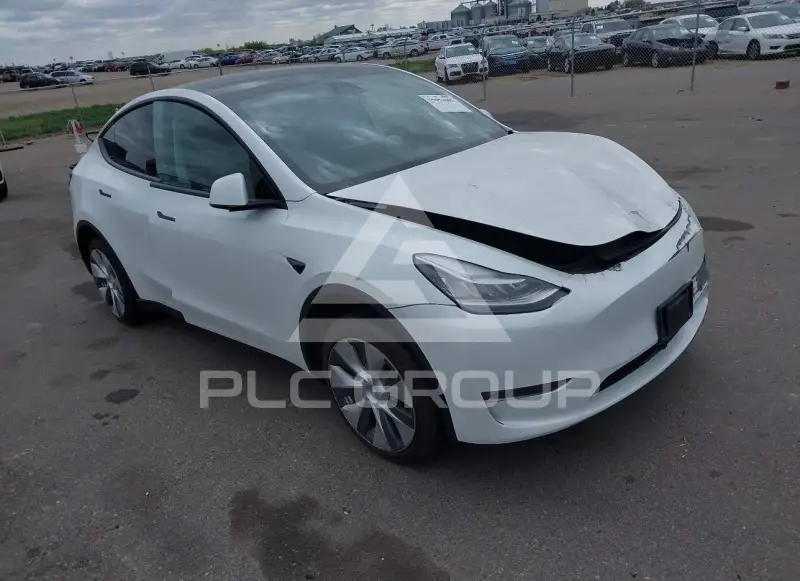 2022 Tesla Model Y фото