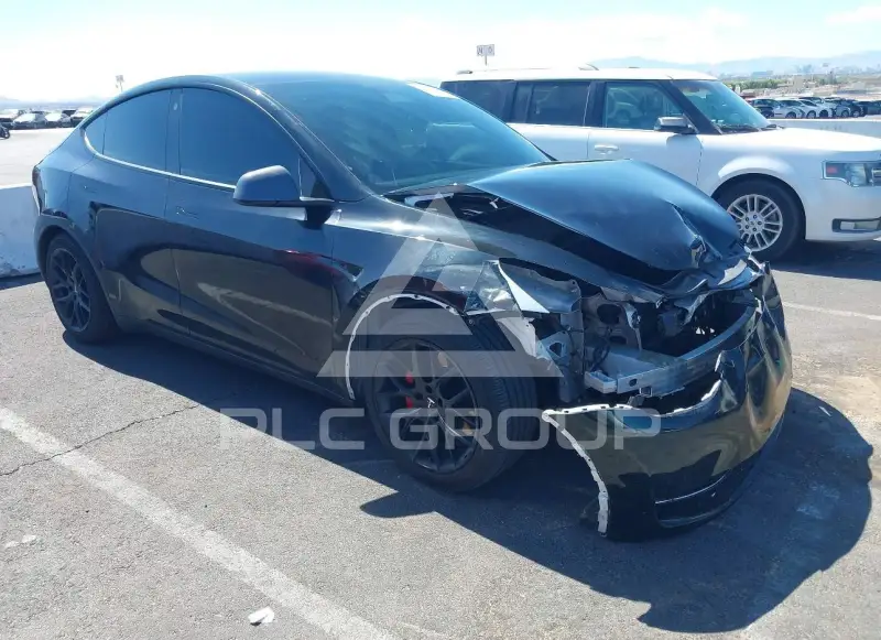 2022 Tesla Model Y фото