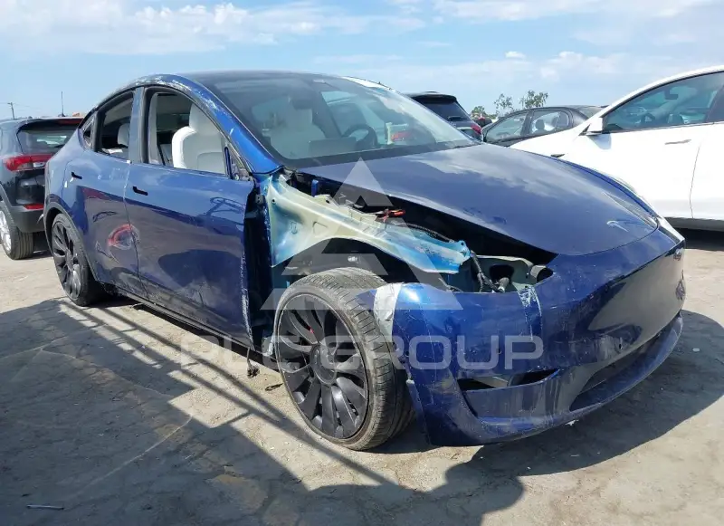 2022 Tesla Model Y фото