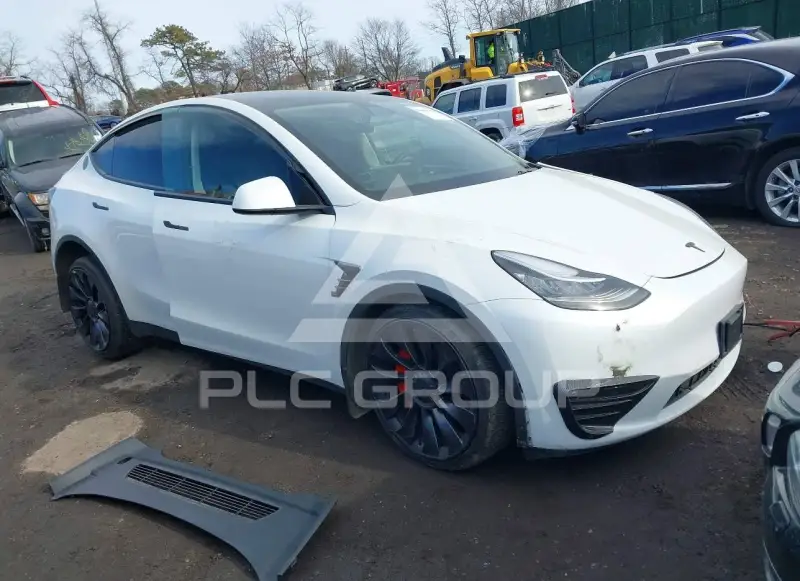 2022 Tesla Model Y фото