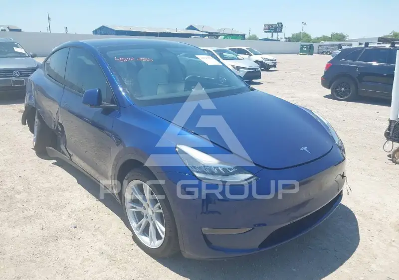 2022 Tesla Model Y фото