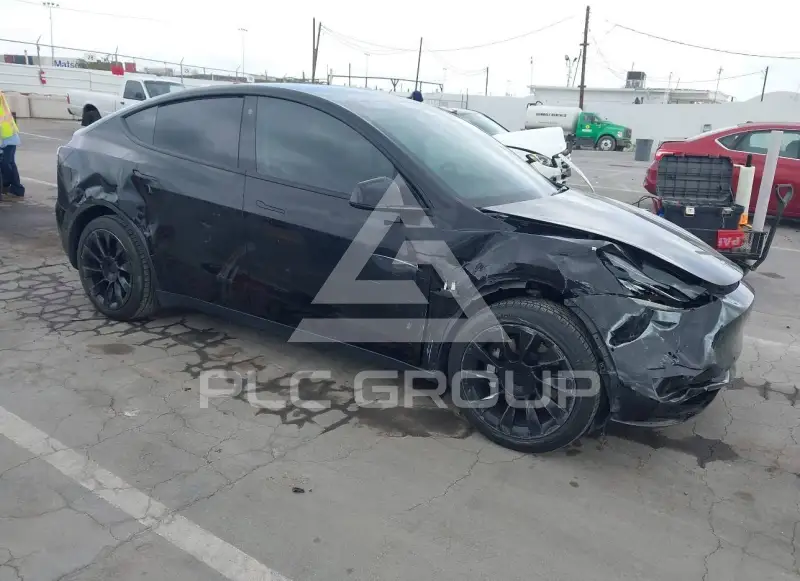 2022 Tesla Model Y фото
