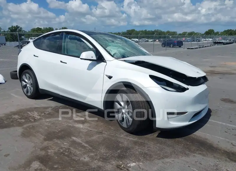 2022 Tesla Model Y фото