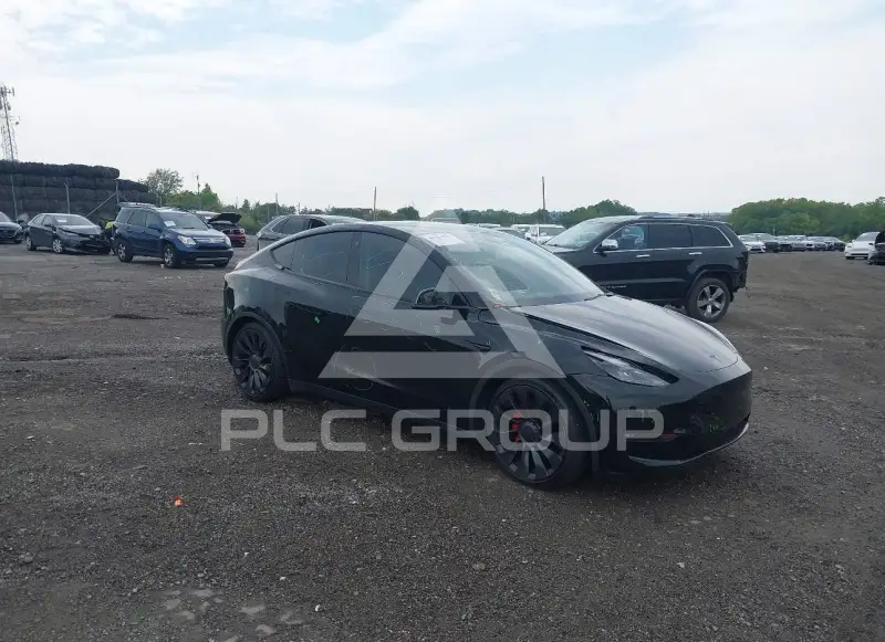 2022 Tesla Model Y фото