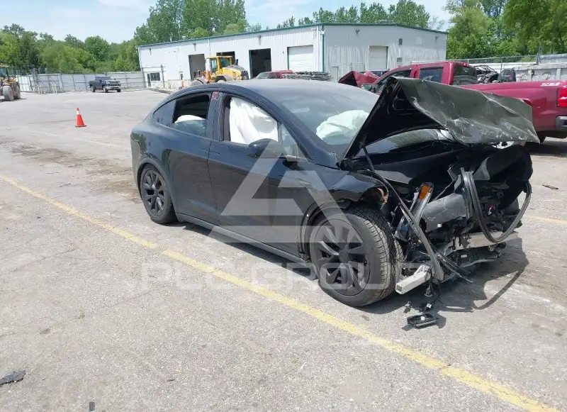 2022 Tesla Model X фото