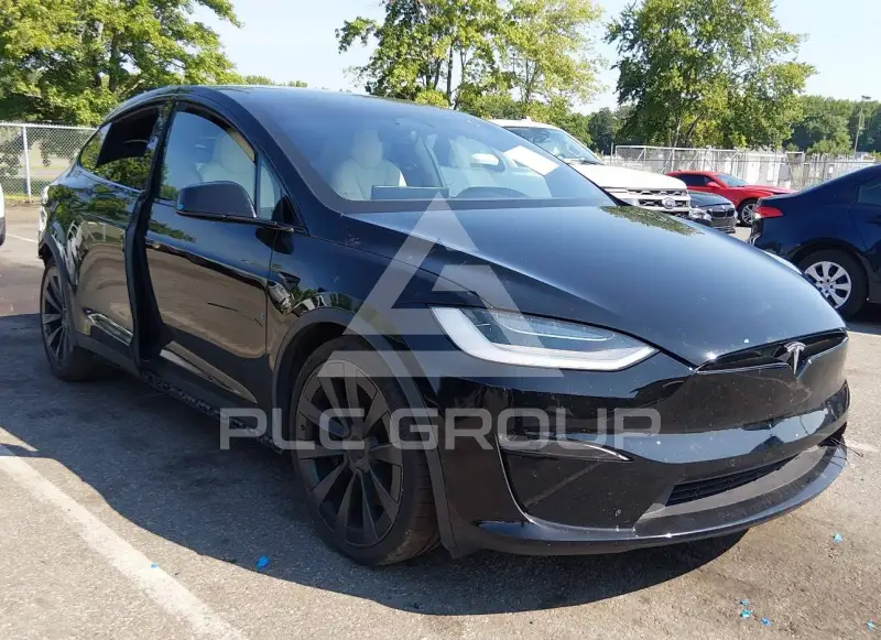 2022 Tesla Model X фото