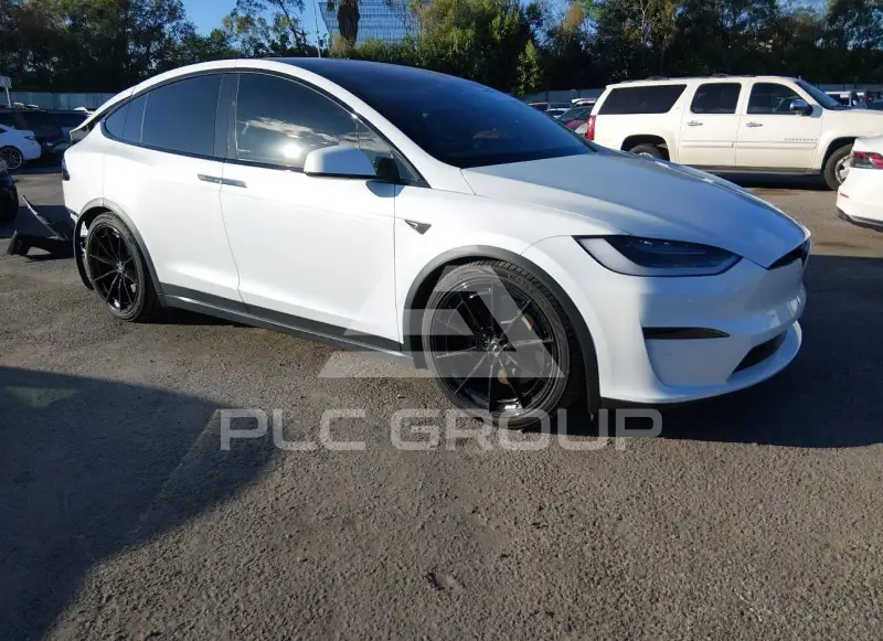 2022 Tesla Model X фото