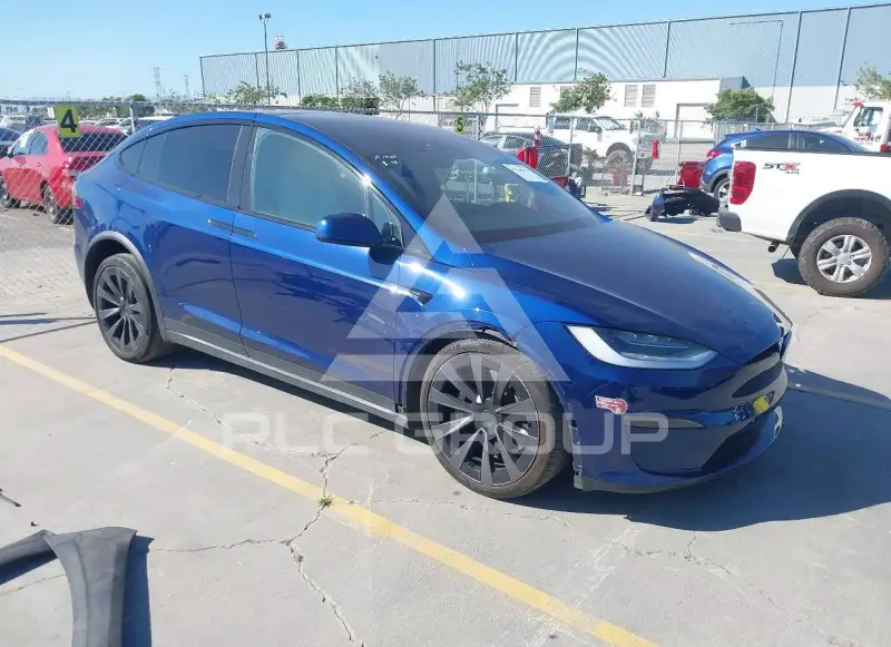 2022 Tesla Model X фото