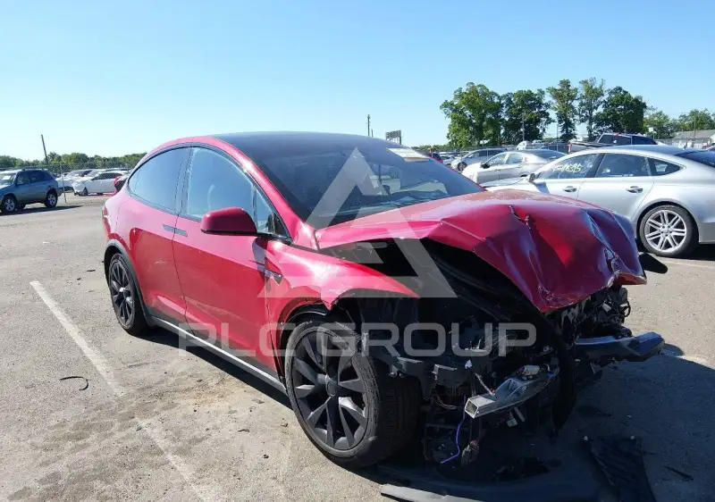 2022 Tesla Model X фото