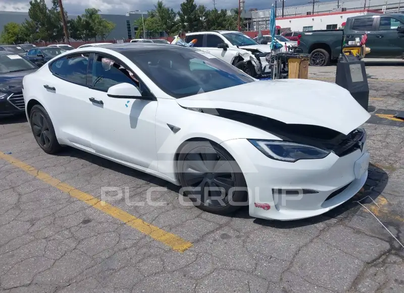 2022 Tesla Model S фото