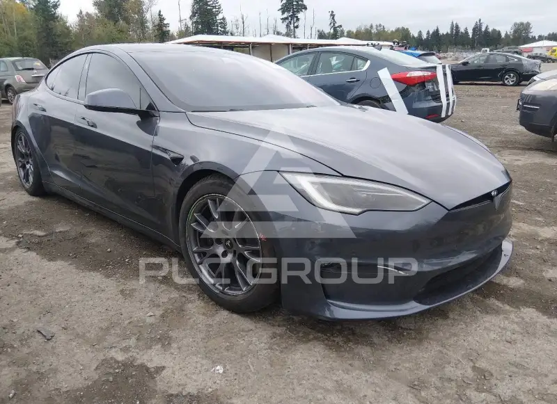 2022 Tesla Model S фото