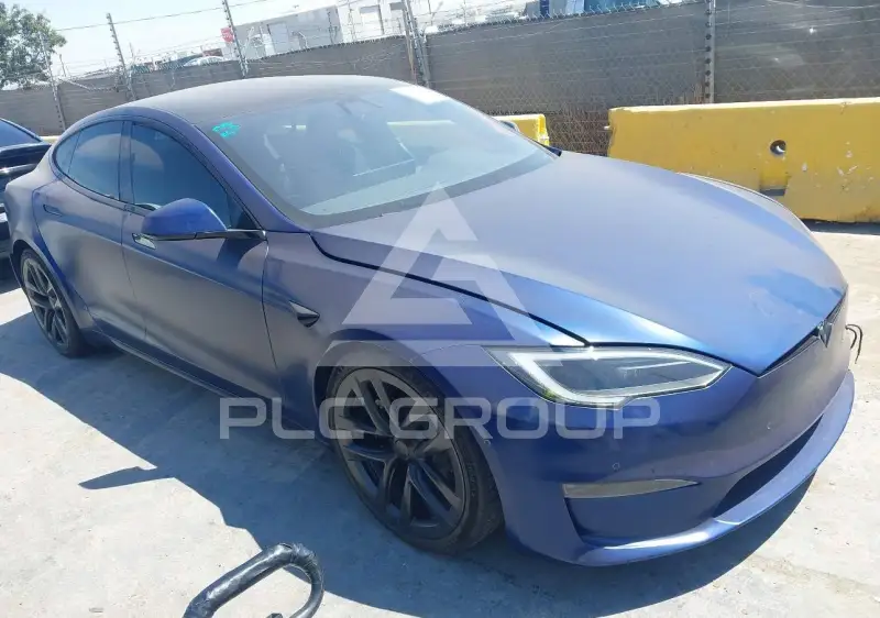 2022 Tesla Model S фото