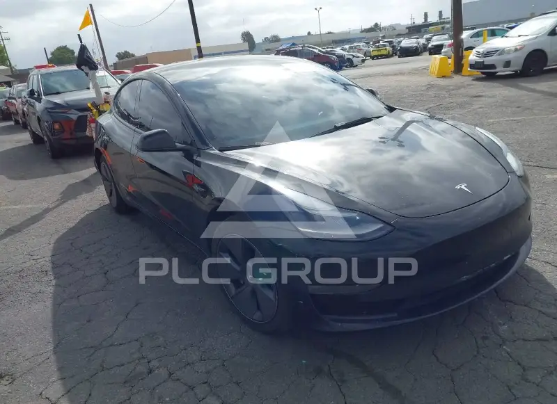 2022 Tesla Model 3 фото