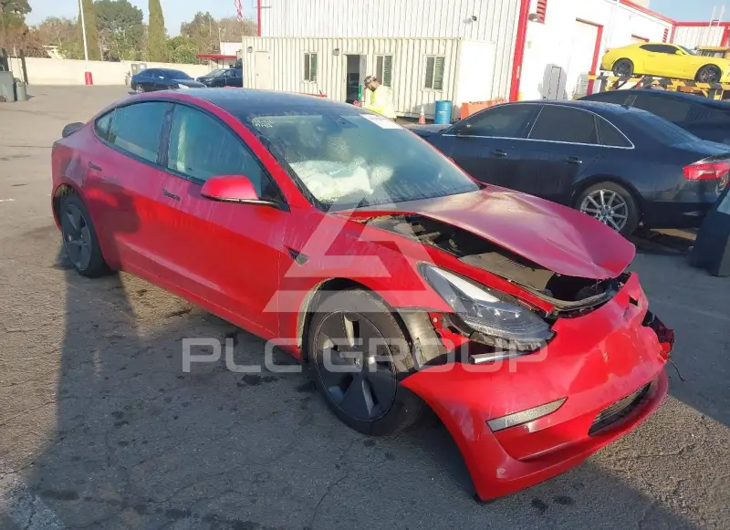2022 Tesla Model 3 фото