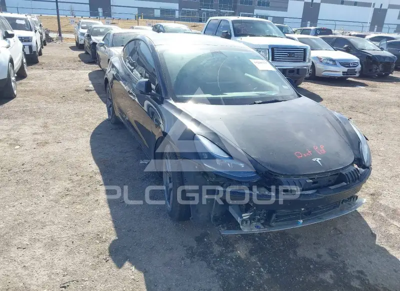 2022 Tesla Model 3 фото