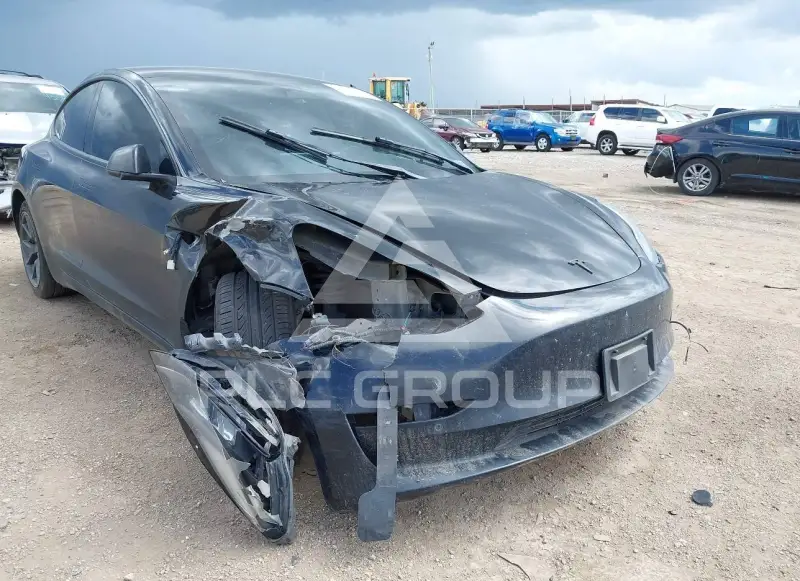 2022 Tesla Model 3 photo