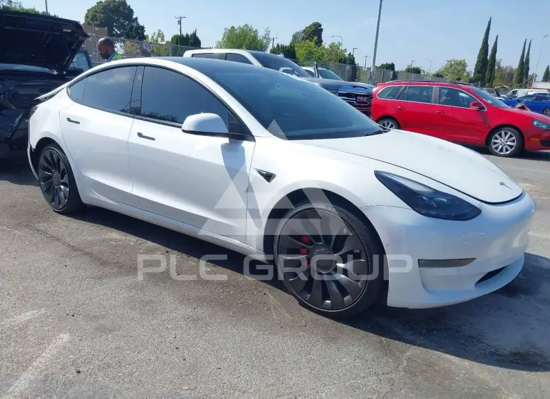 2022 Tesla Model 3 фото