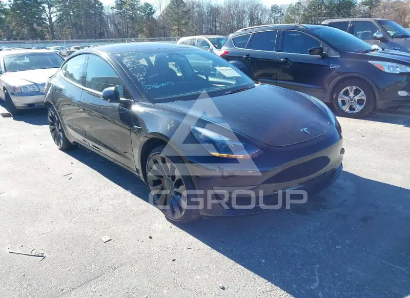 2022 Tesla Model 3 фото