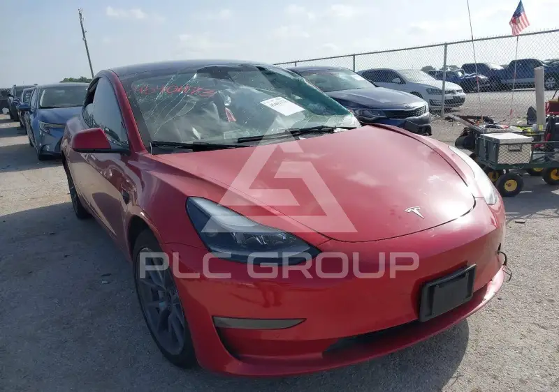 2022 Tesla Model 3 фото
