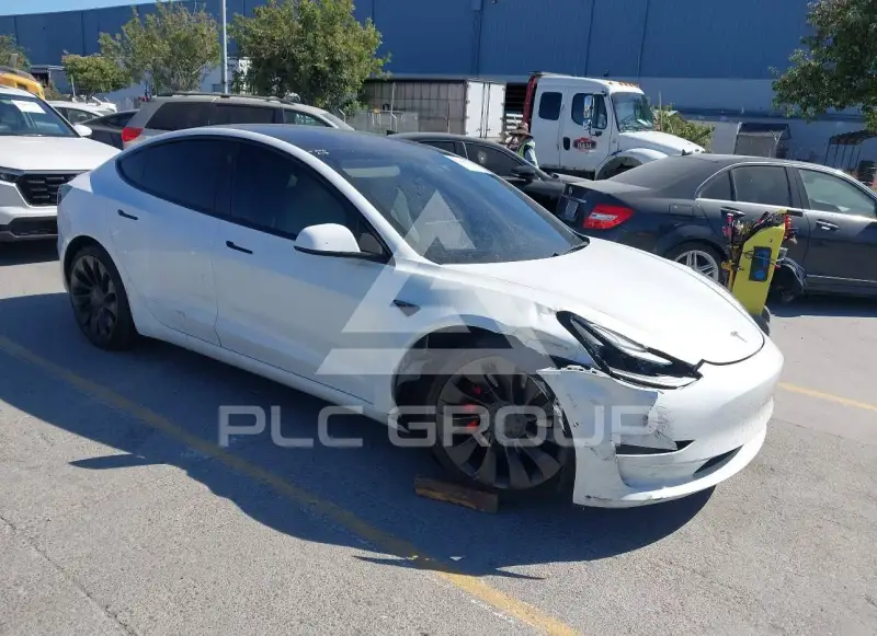 2022 Tesla Model 3 фото