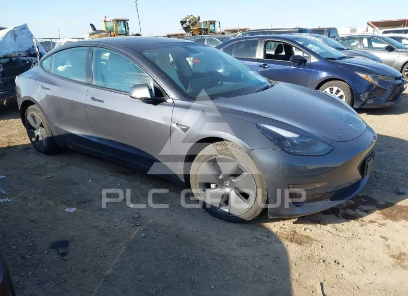 2022 Tesla Model 3 фото