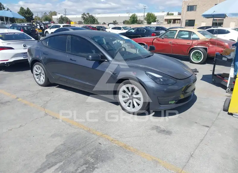2022 Tesla Model 3 фото