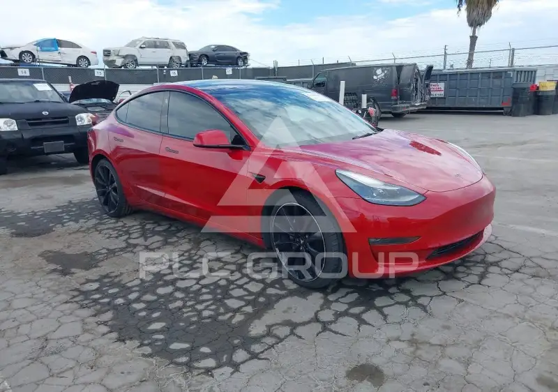 2022 Tesla Model 3 фото