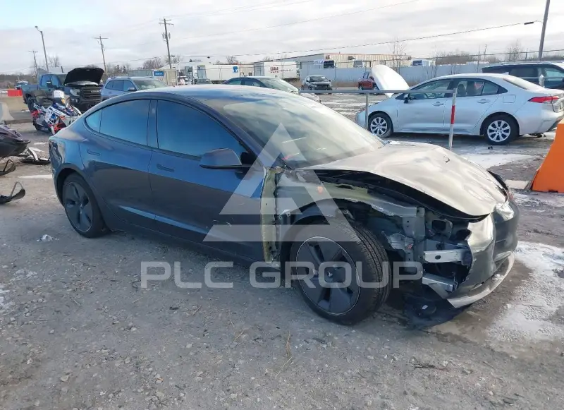 2022 Tesla Model 3 фото
