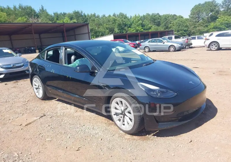 2022 Tesla Model 3 фото