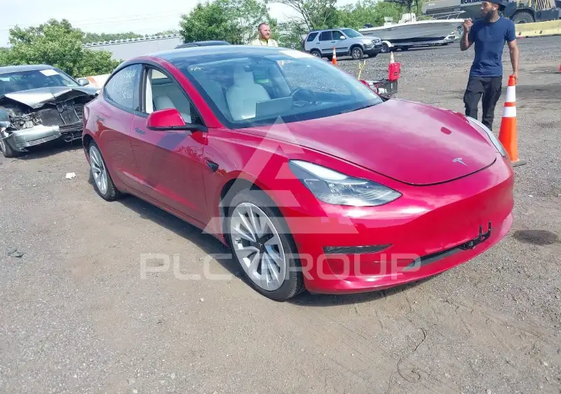 2022 Tesla Model 3 фото
