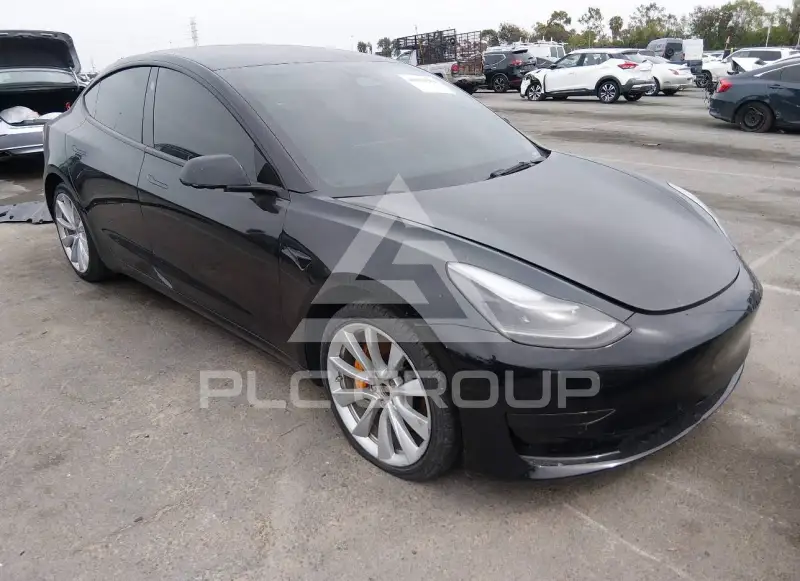 2022 Tesla Model 3 фото