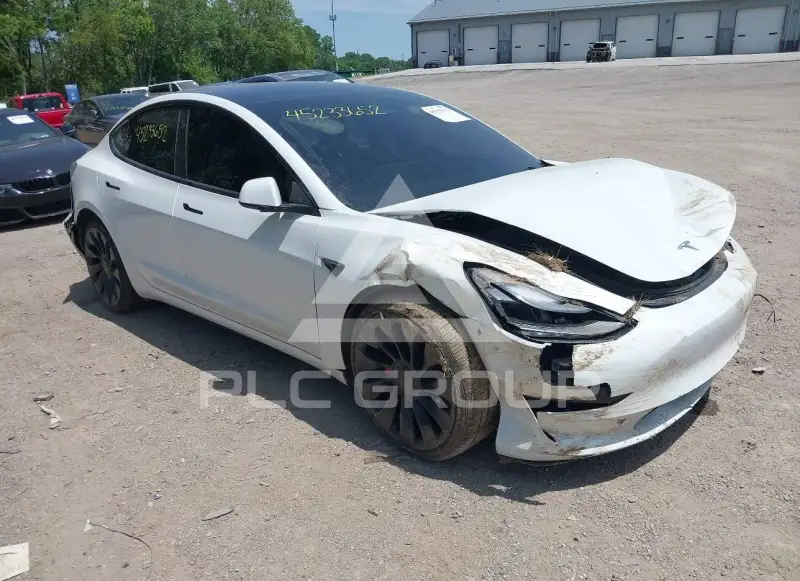 2022 Tesla Model 3 фото