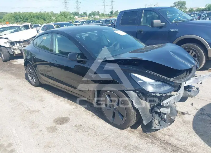 2022 Tesla Model 3 фото