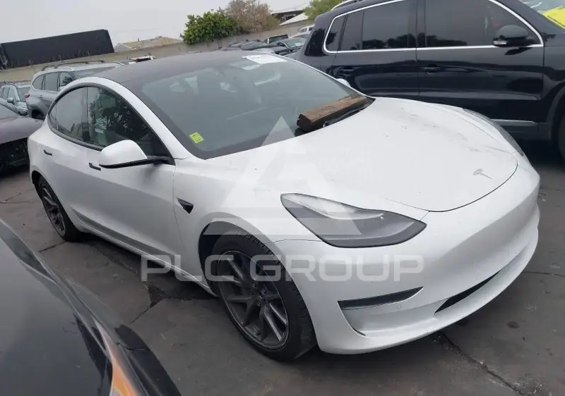 2022 Tesla Model 3 photo