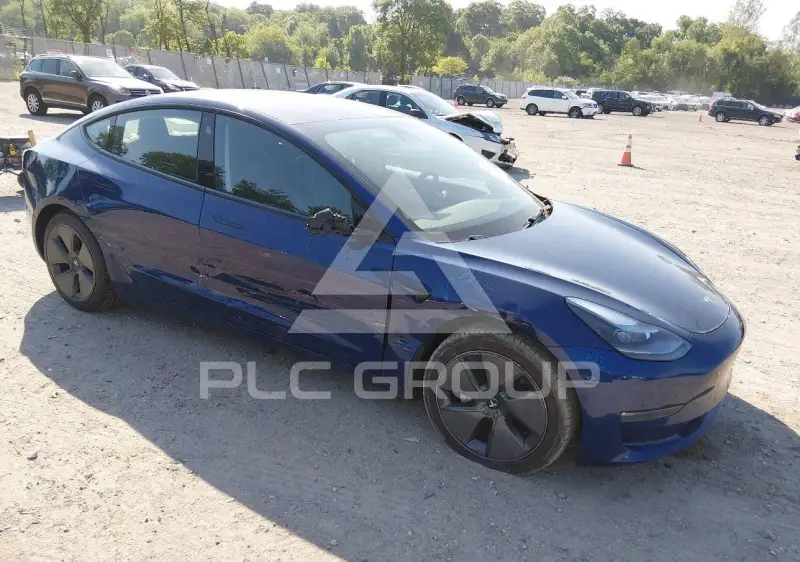 2022 Tesla Model 3 фото