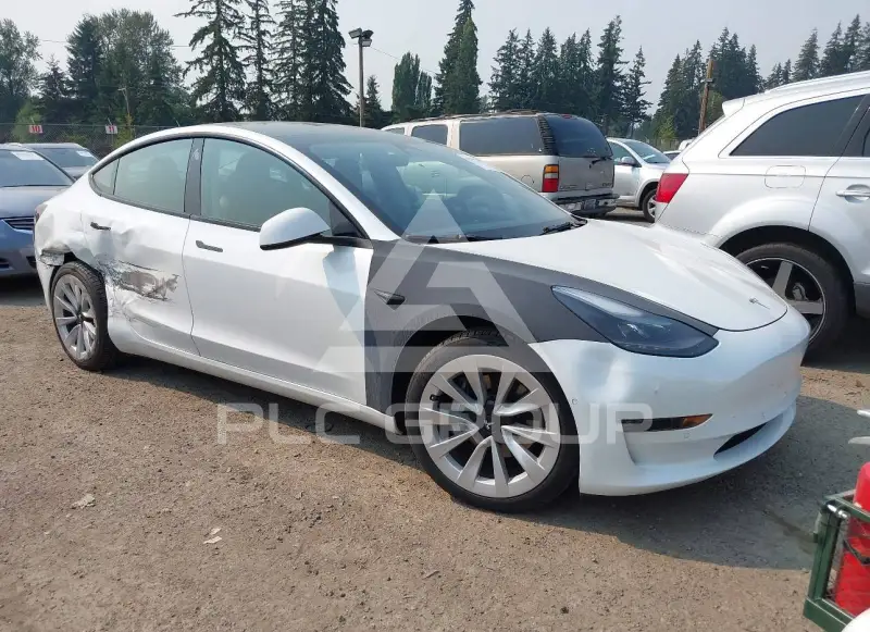2022 Tesla Model 3 фото