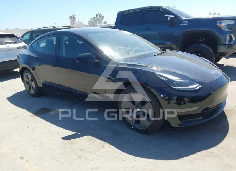 2022 Tesla Model 3 фото