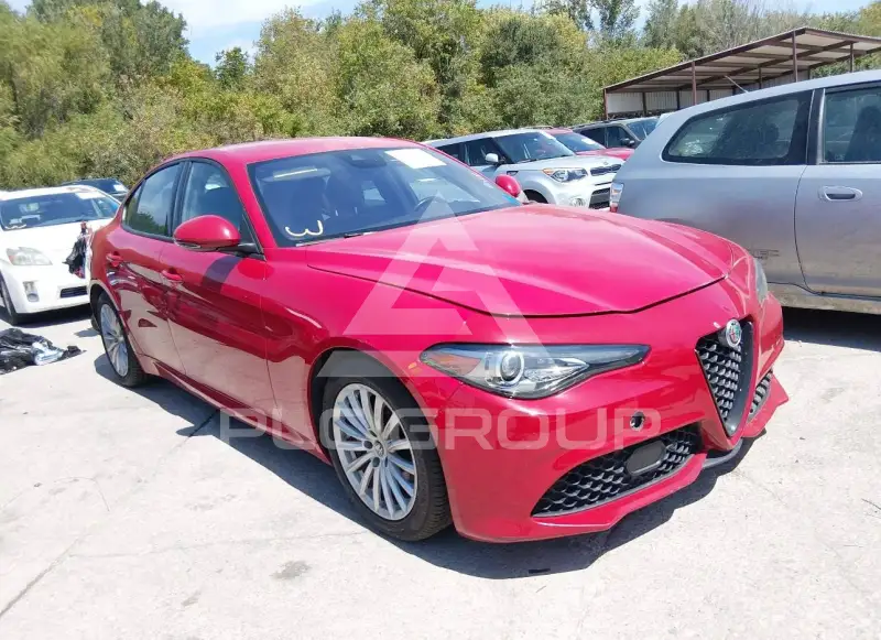 2022 Alfa Romeo Giulia фото