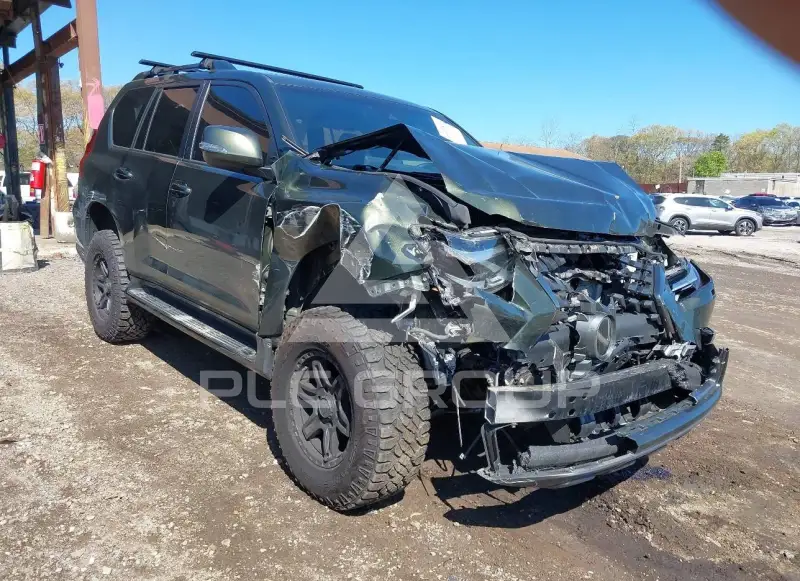 2022 Lexus GX460 photo