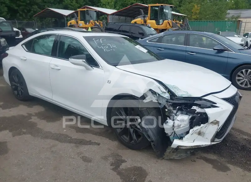 2022 Lexus ES350 photo