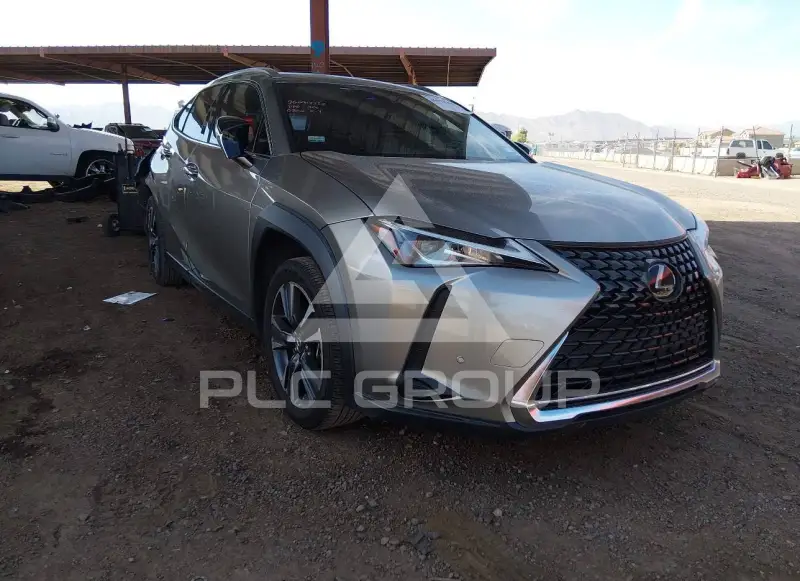 2022 Lexus UX200 фото