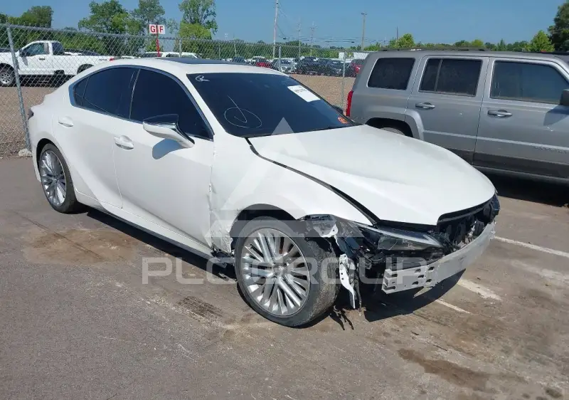 2022 Lexus IS300 photo