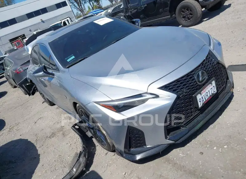 2022 Lexus IS350 photo