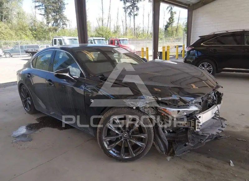 2022 Lexus IS350 фото