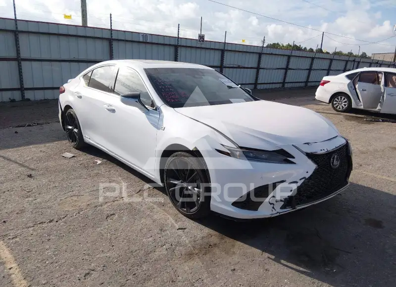 2022 Lexus ES300 фото